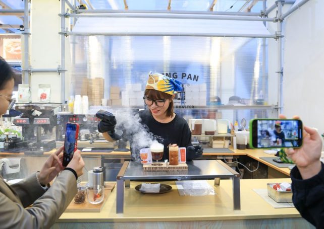 Jiangmen coffee festival attracts more than 510,000 visitors over four days