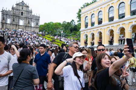 China’s Greater Bay Area sets new travel records during Labour Day ‘golden week’ China’s Greater Bay Area sets new travel records during Labour Day ‘golden week’